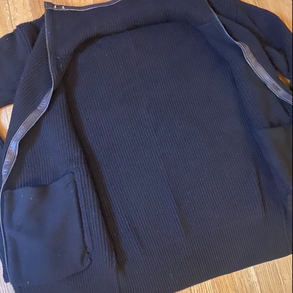 GUCCI Cardigan Sweater - Picture 5 of 15